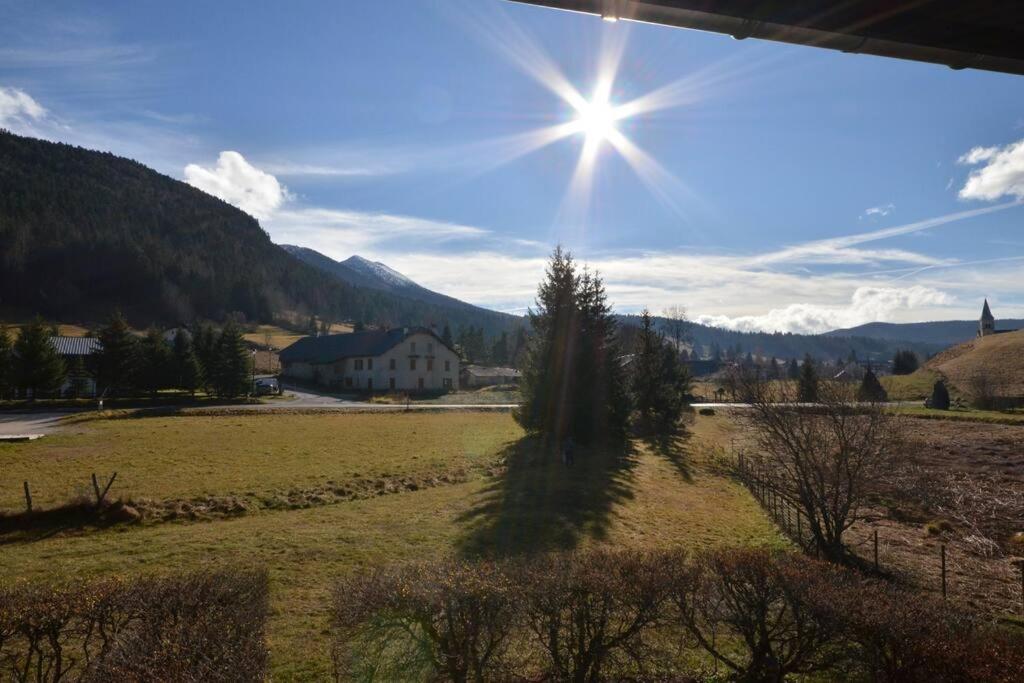 Appartement Duplex 59M2 - Proche Centre - Balcon Plein Sud à Corrençon-en-Vercors Extérieur photo